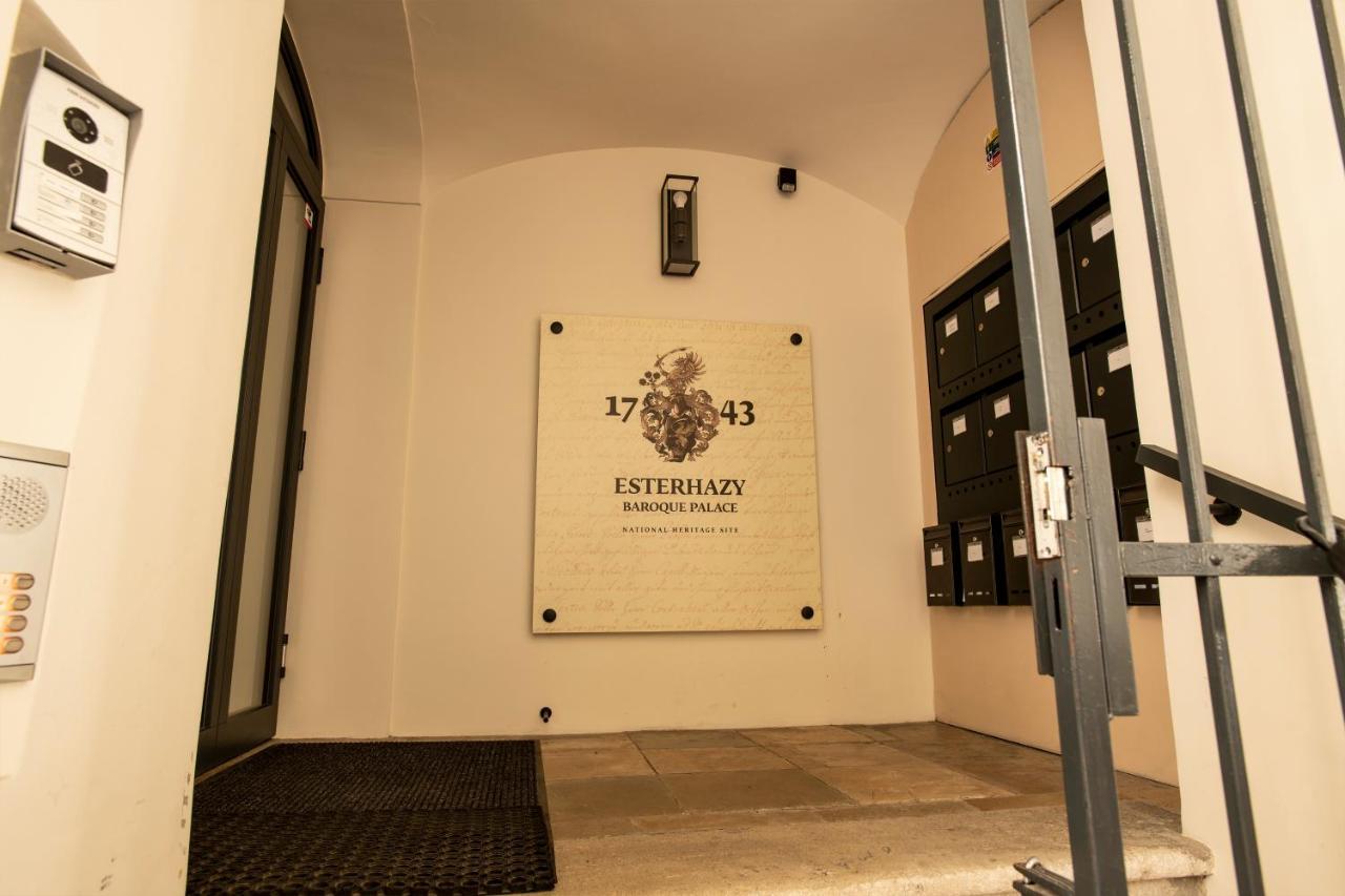 Highnest Apartments Bratislava Exterior photo