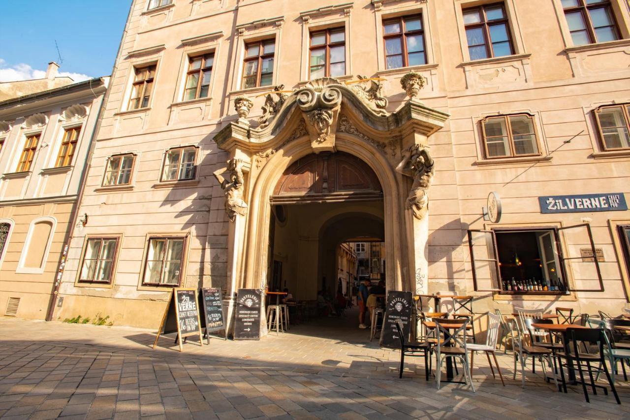 Highnest Apartments Bratislava Exterior photo